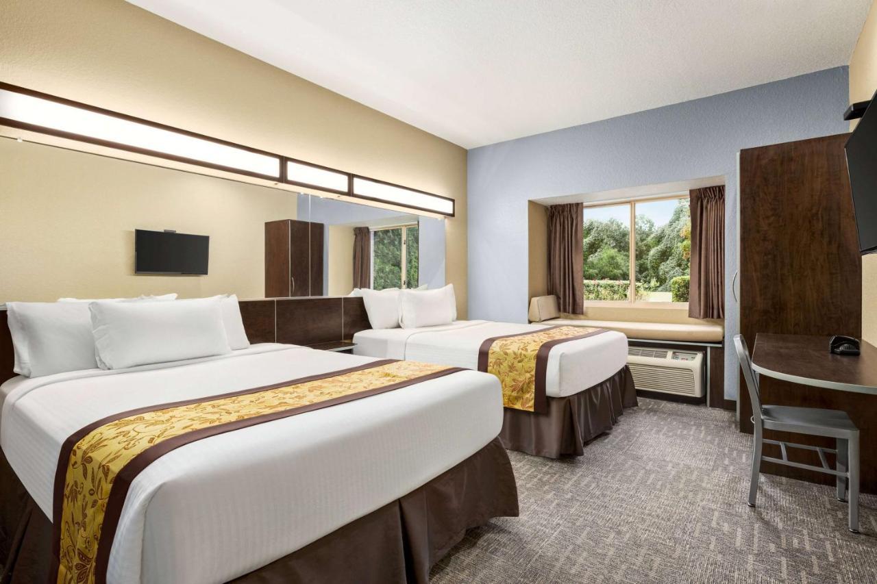 Microtel Inn & Suites By Wyndham Woodstock/Atlanta North מראה חיצוני תמונה
