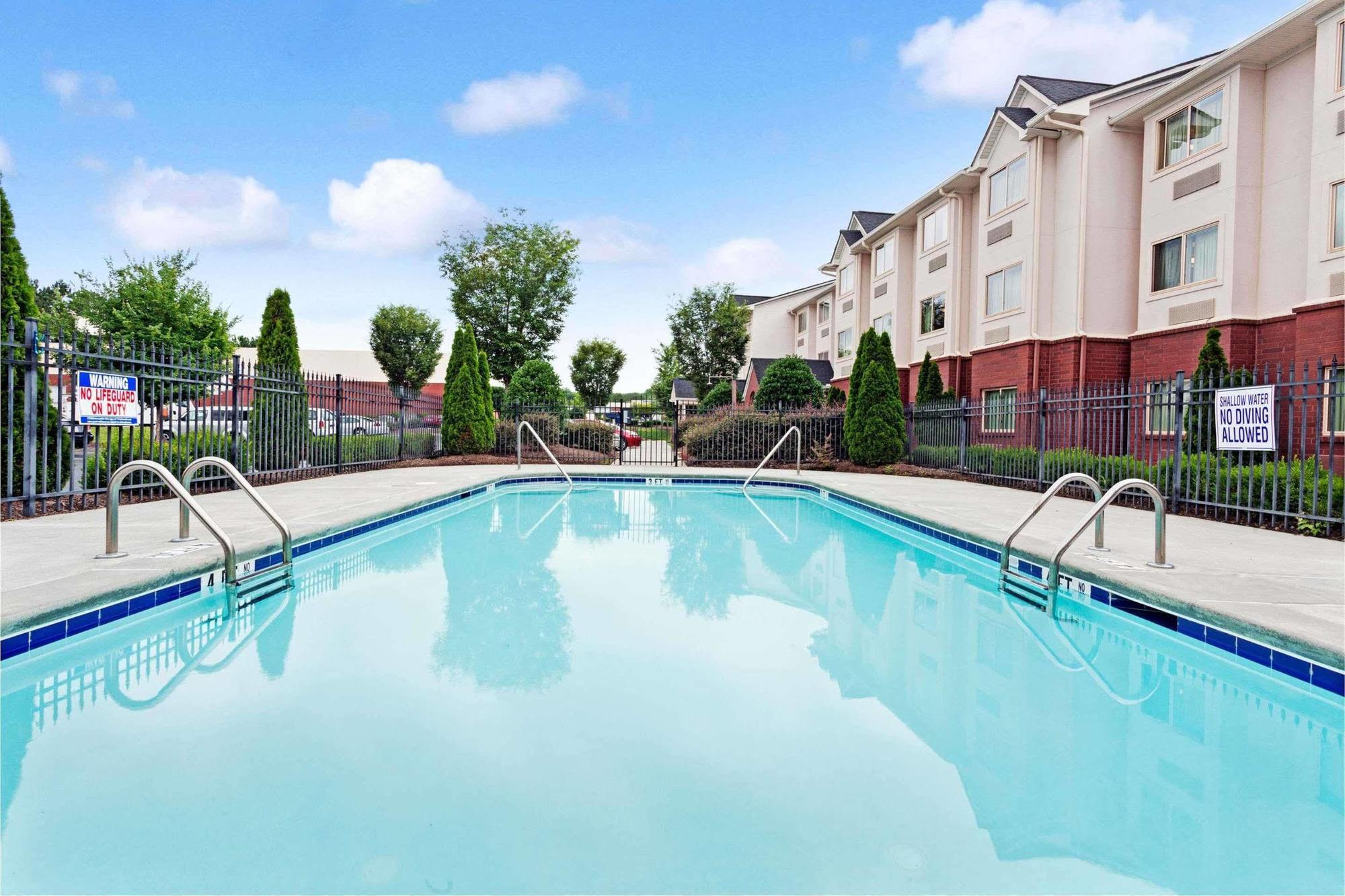 Microtel Inn & Suites By Wyndham Woodstock/Atlanta North מראה חיצוני תמונה